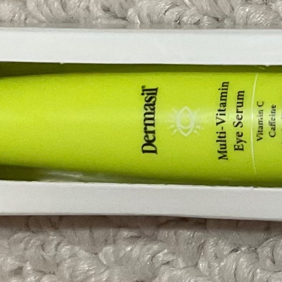 Dermasil Multi-Vitamin Eye Roller - Picture 4 of 5